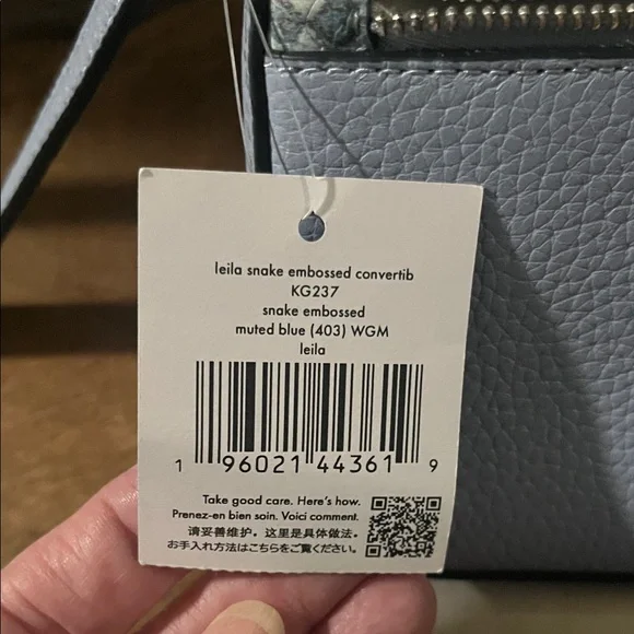 Kate Spade Leila blue and snakeskin wristlet, NWT - Picture 10 of 13
